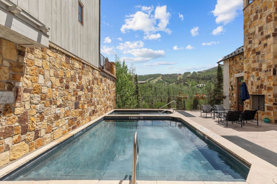 Heated pool and hot tub year round