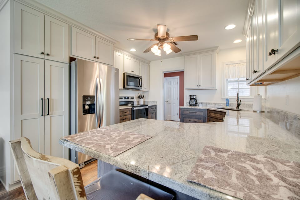 Kitchen | Toaster | Blender | Crockpot