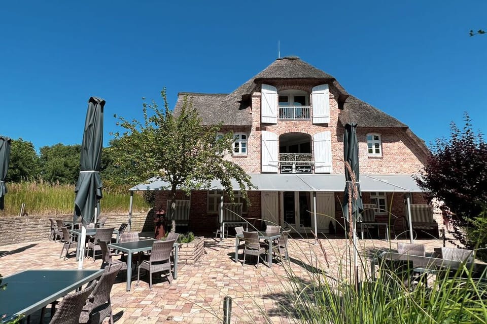 Holiday Home Exterior [summer]