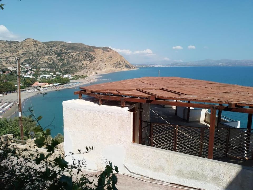 Beach/ocean view