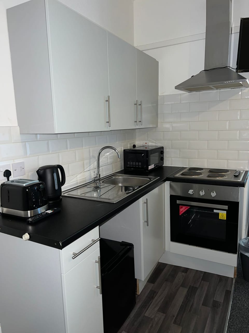 Full Kitchen 
