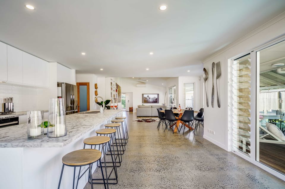 Make the most of the fully equipped kitchen