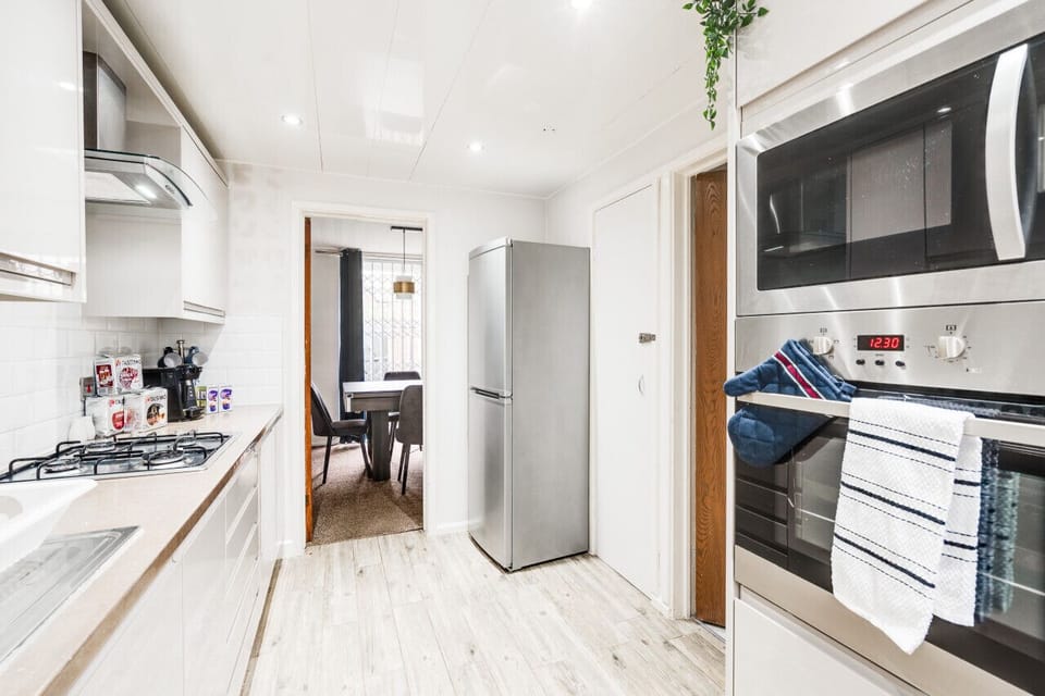 Kitchen/diner. Fully equipped with cooking equipment perfect for families. Appliances such as washer, fridge freezer, microwave,  oven are free and available for your use. - Pool table available for relaxation