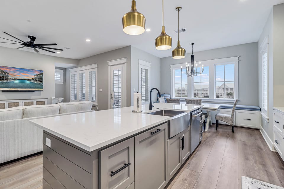 Kitchen, 2nd Floor