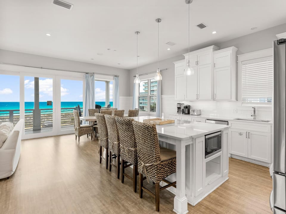 Kitchen Island Seating, Second Floor