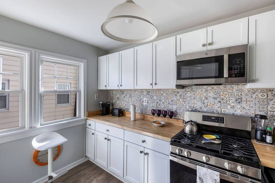 Fully stocked kitchen
