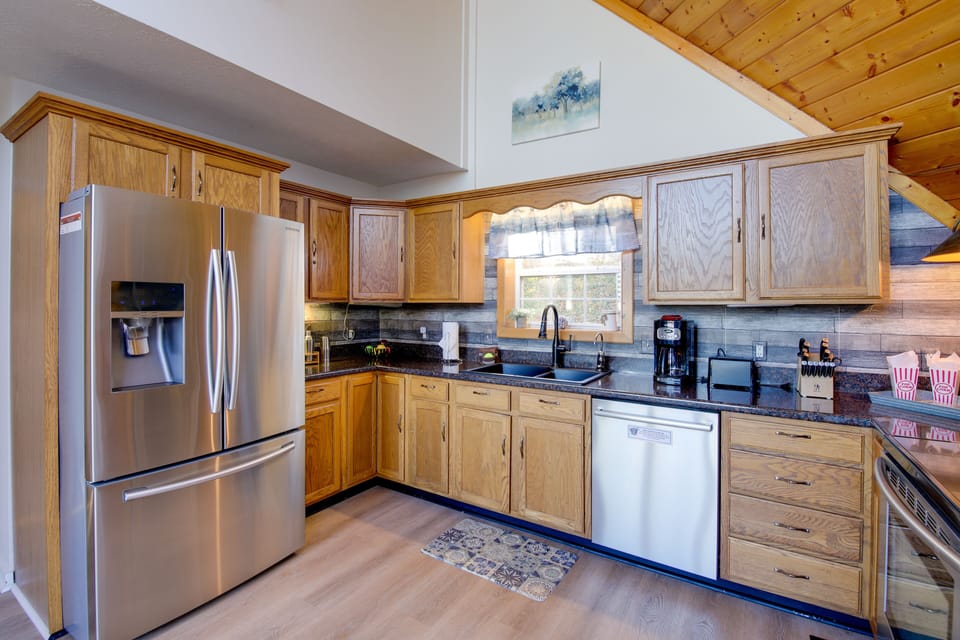 Kitchen | 1st Floor | Drip Coffee Maker | Crockpot | Trash Bags & Paper Towels