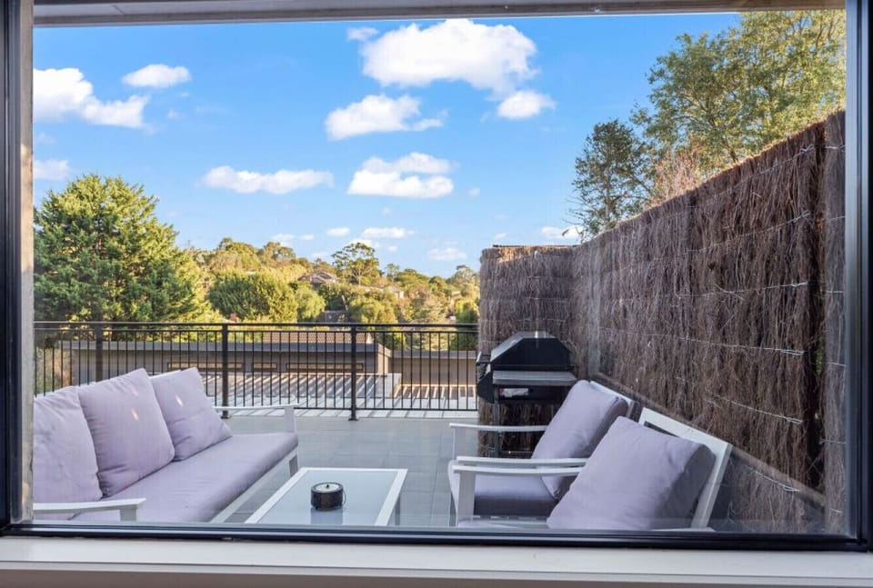 Upstairs Deck