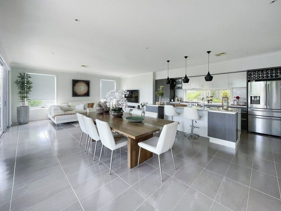 Dining, Kitchen & Living