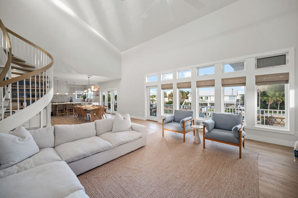 Breathtaking Views of the Canal