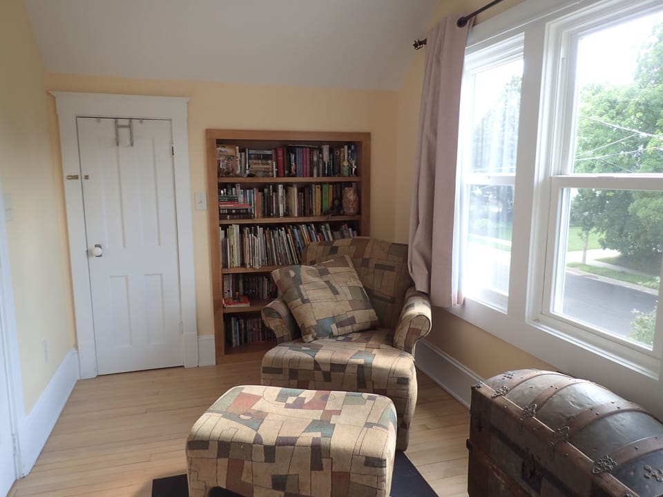 Sun room attached to master bedroom