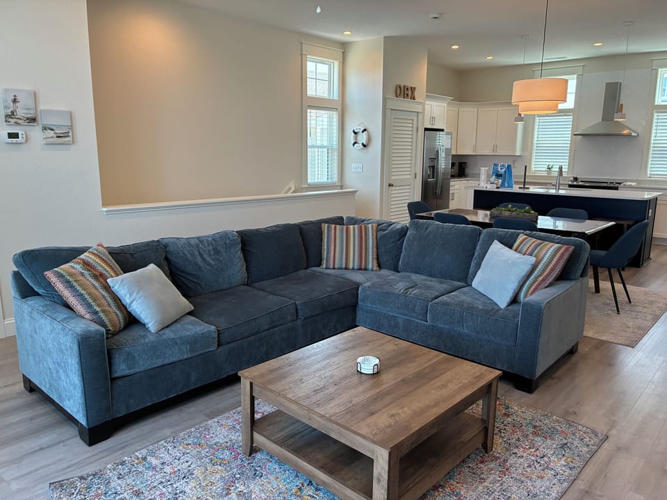 OB304: Shorely Happy | TL Living Area - Sleep Sofa, Deck Access