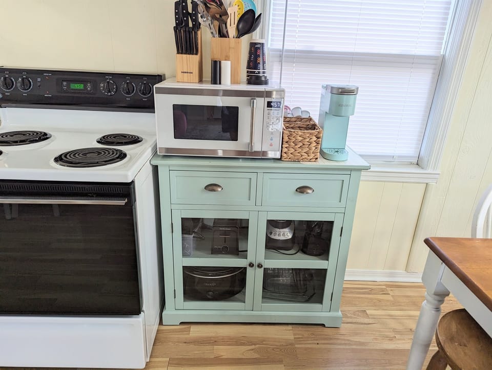 Lots of kitchen amenities