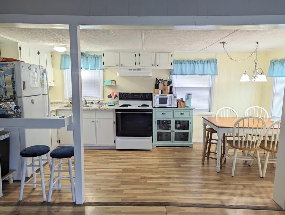 Open kitchen