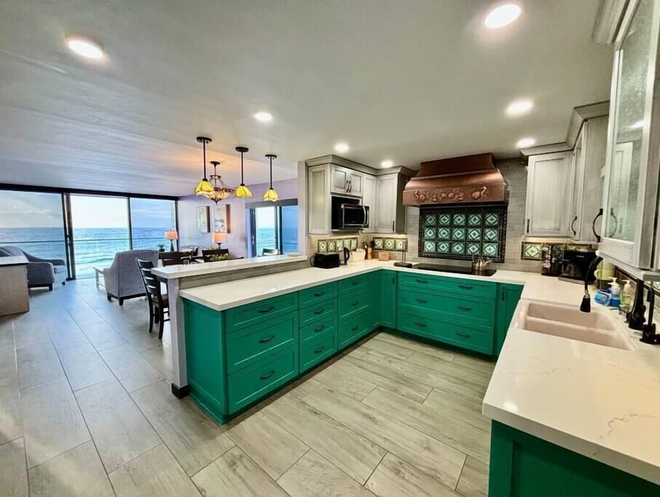 Rare corner unit with an open floor plan..perfect for everyone to be together! 