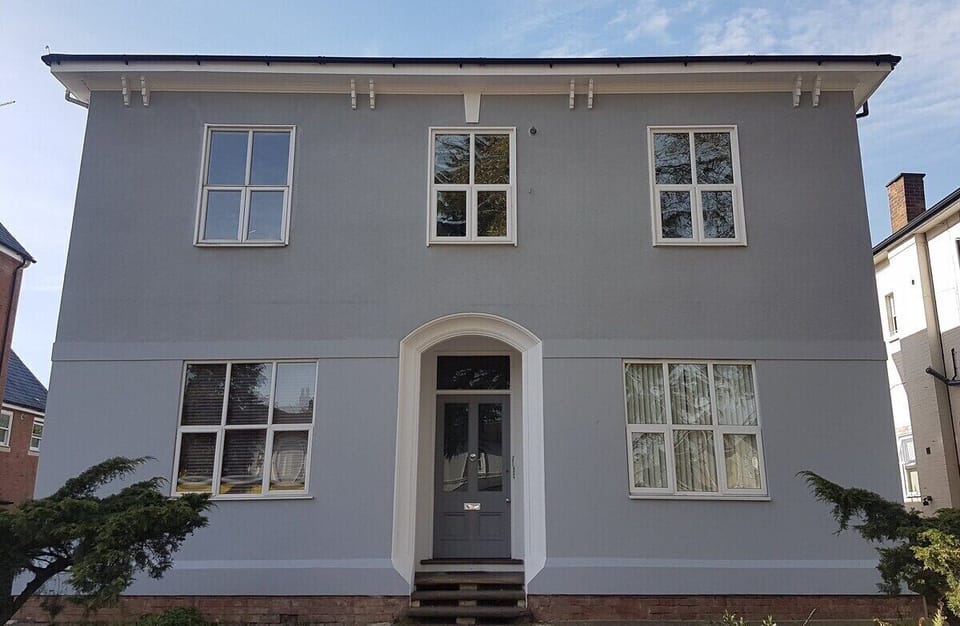 Avenue Road Serviced Apartment frontage