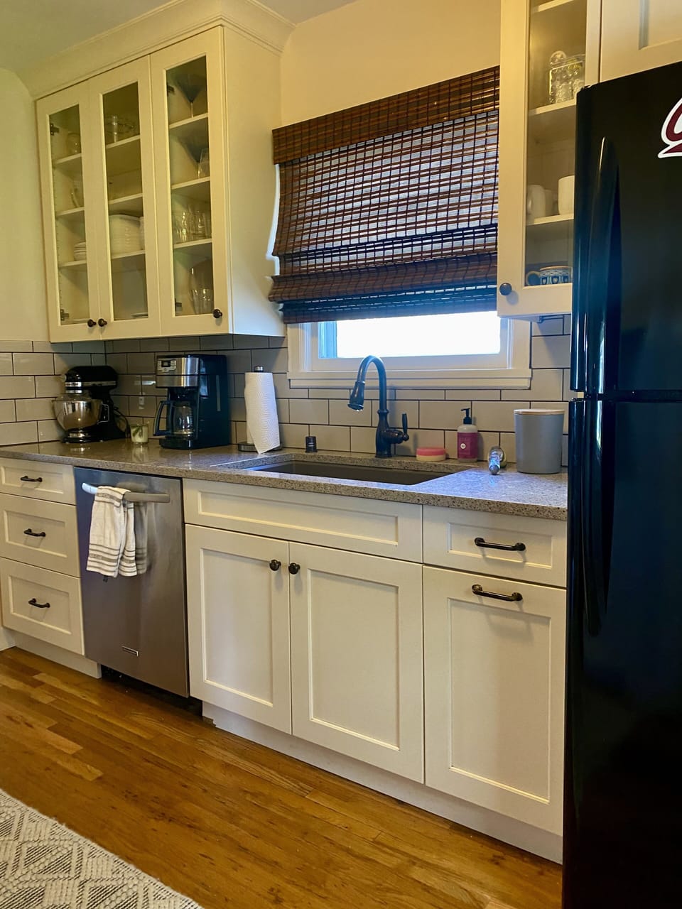 Kitchen w/dishwasher, coffee maker, electric hot water maker, smoothie maker.