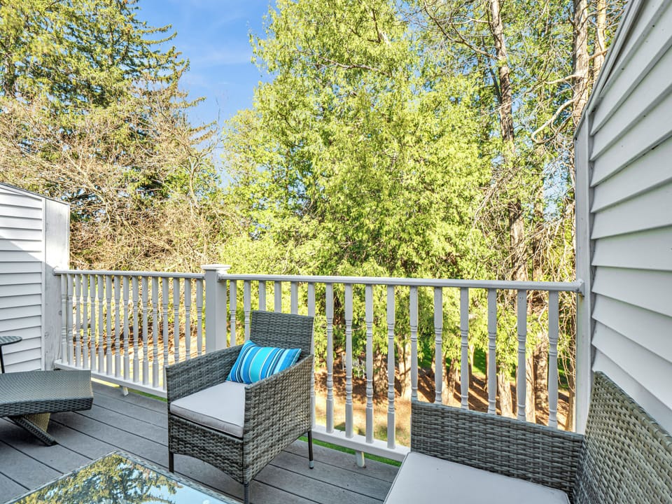Deck 2