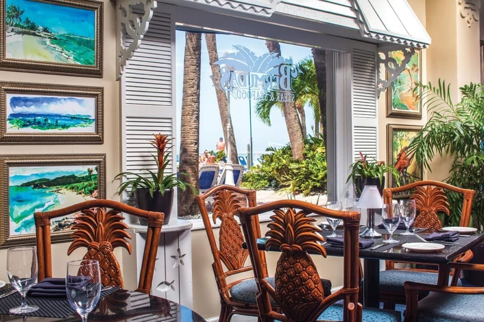 Savor fresh flavors while gazing out at swaying palms.