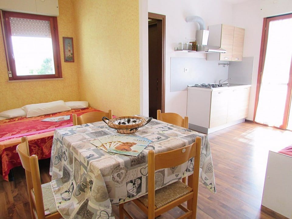 living/bedroom