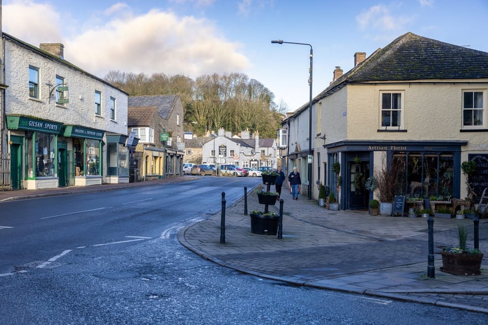 Snapshot of Leyburn town close to Bearskin