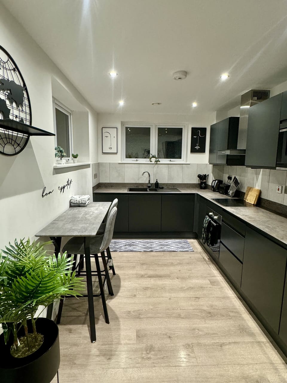 Private kitchen