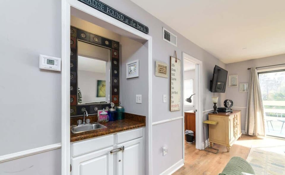 Living Room Wet Bar