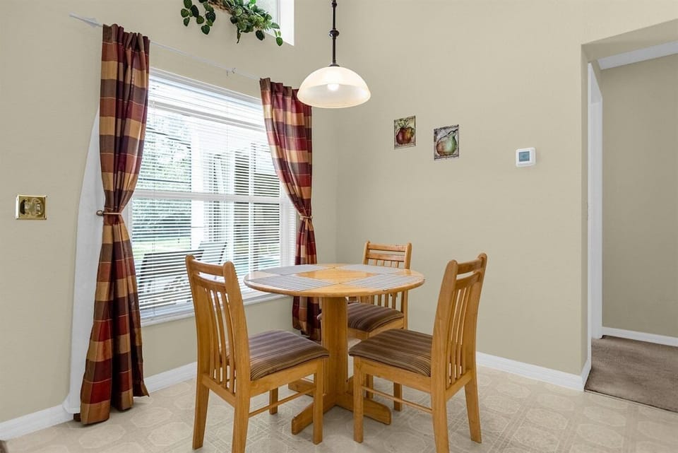 Breakfast Table