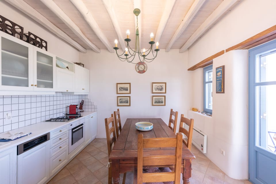 Casa Mira: A traditional house in Marpissa Paros by Rent A Greek Home