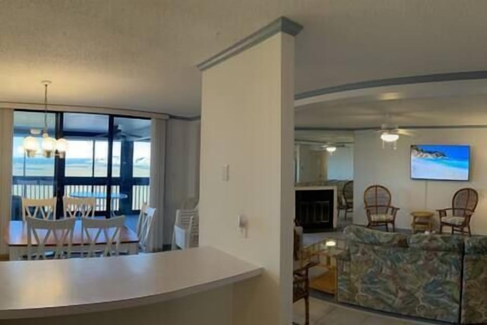 Bella Sera OCMD - view from Kitchen