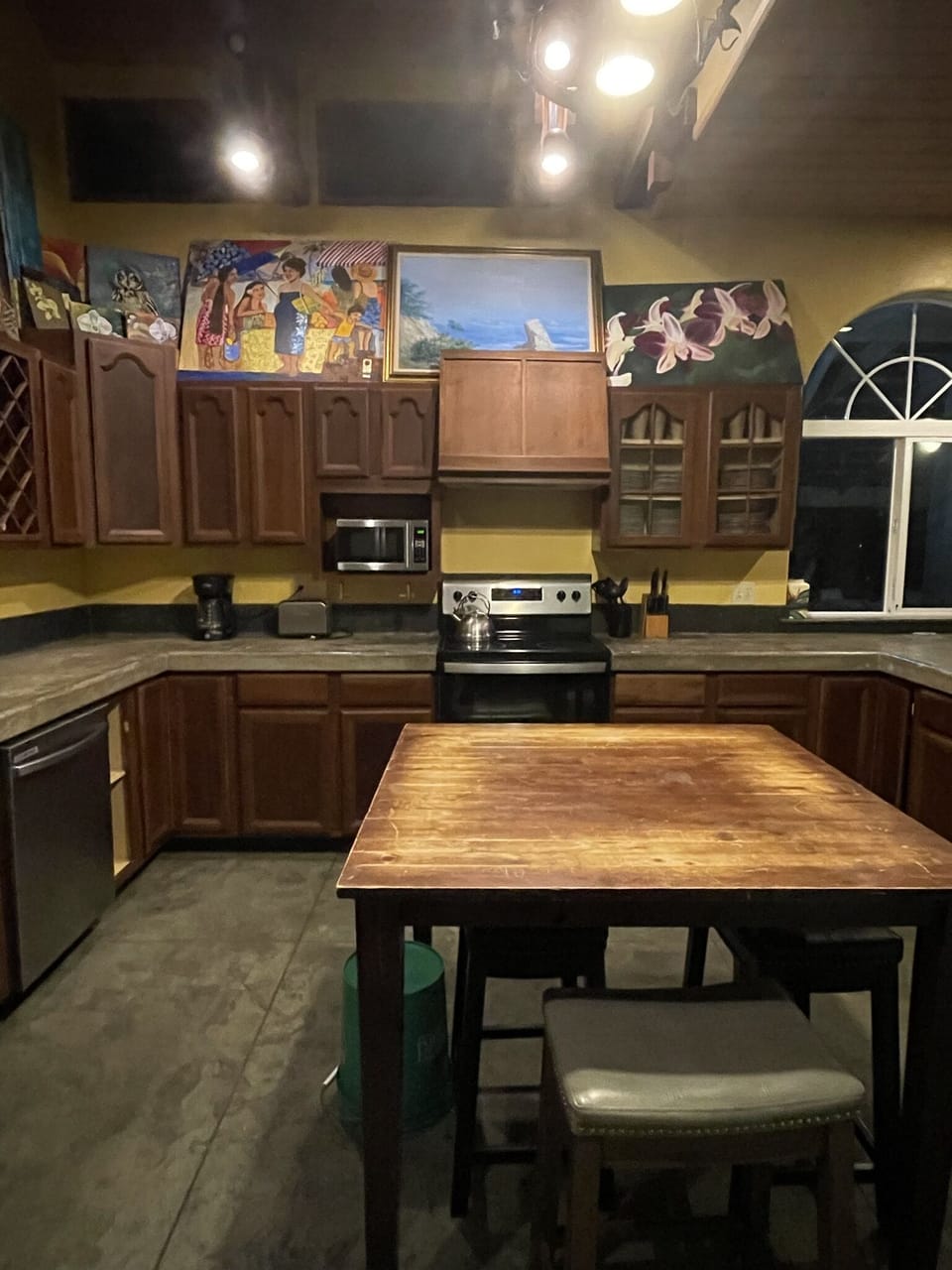 Private kitchen