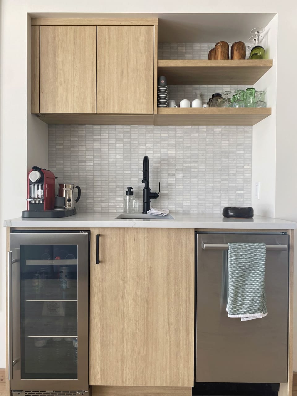 Rec room wet bar