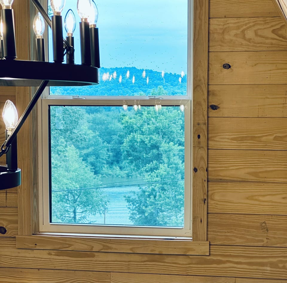 Enjoy the seasonal lake views!