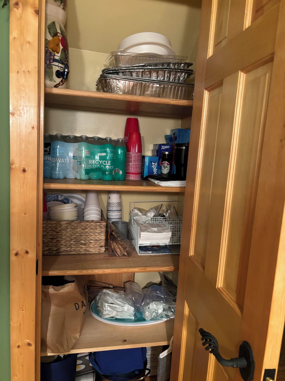 Kitchen pantry