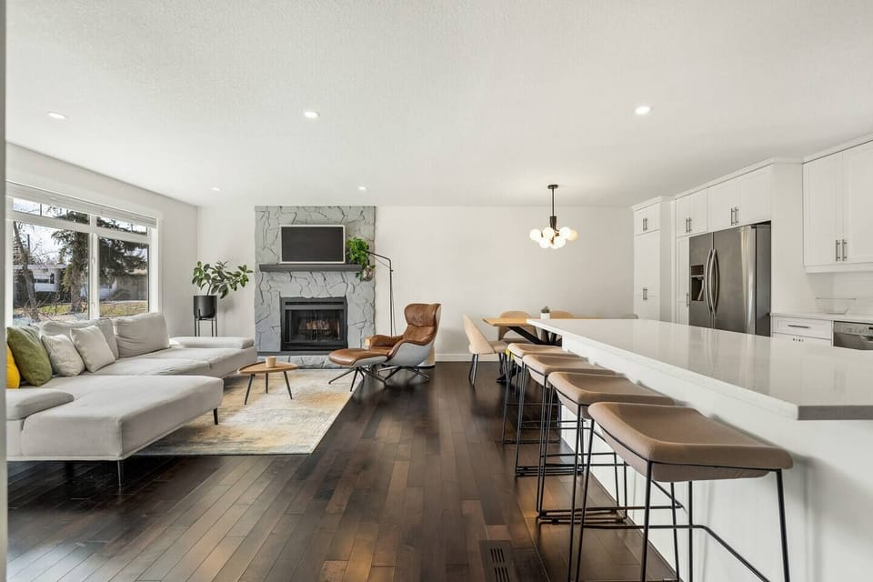 Open concept kitchen and living!