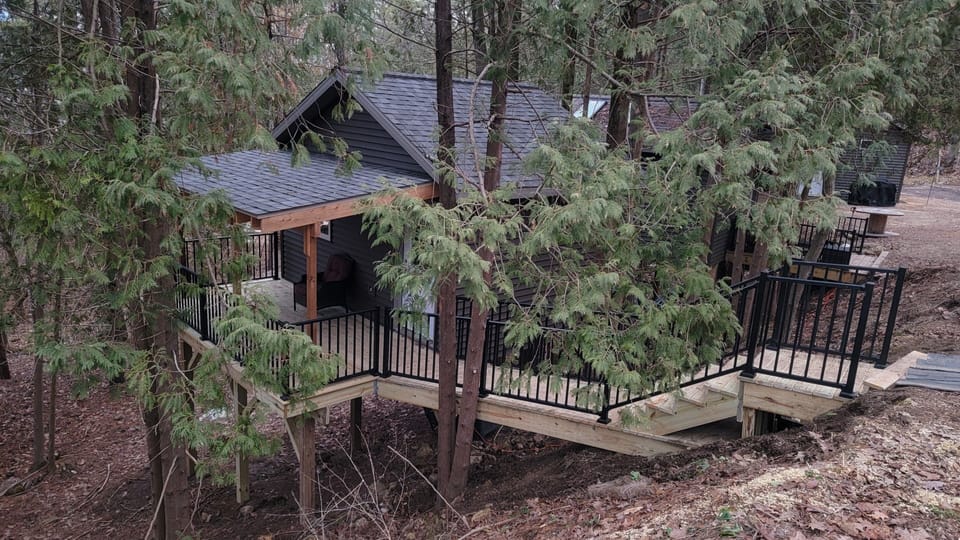 Cabin #1 exterior from the driveway 