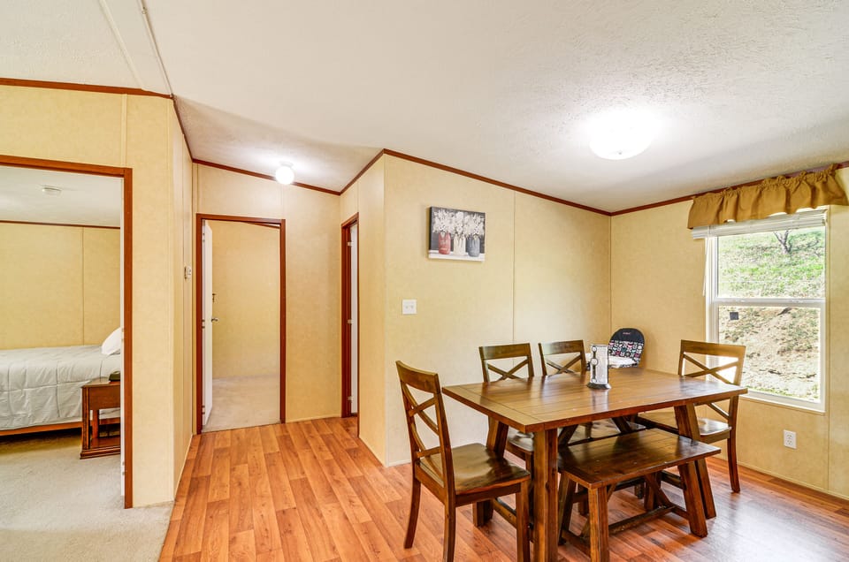 Dining Area | Dishware & Flatware Provided | Central A/C & Heat