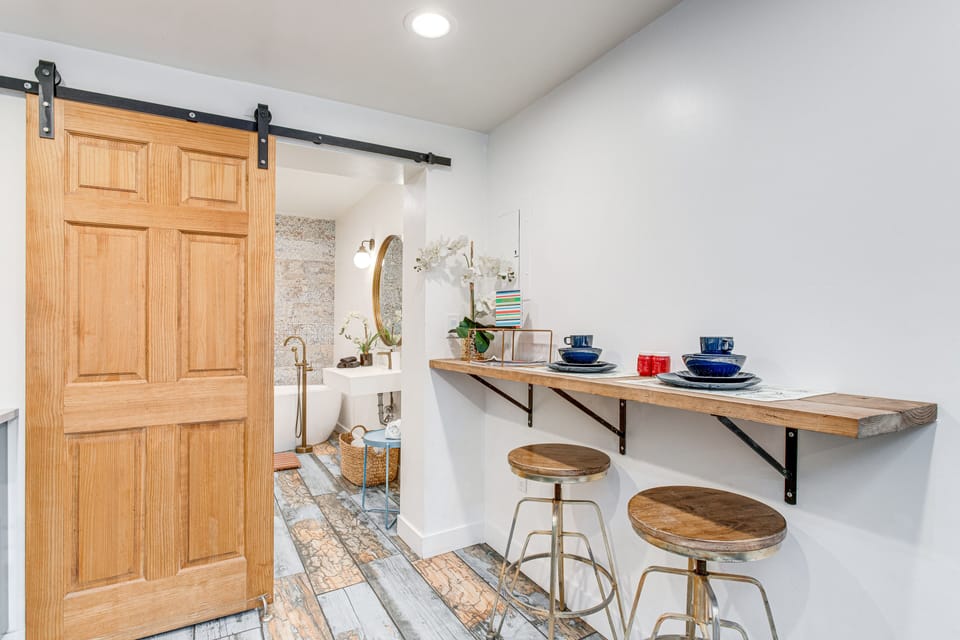 Dining Area | Main Level | Dishware & Flatware