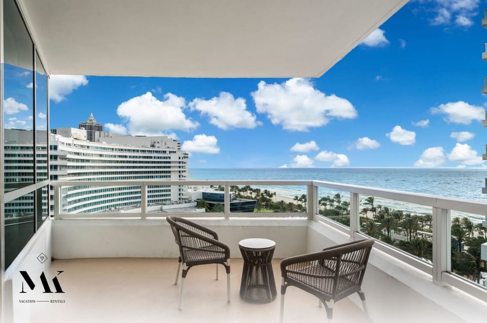 "I stayed in the one bedroom suite at the Tresor and the view was spectacular and the room was spacious and very clean." -Muhammad H.