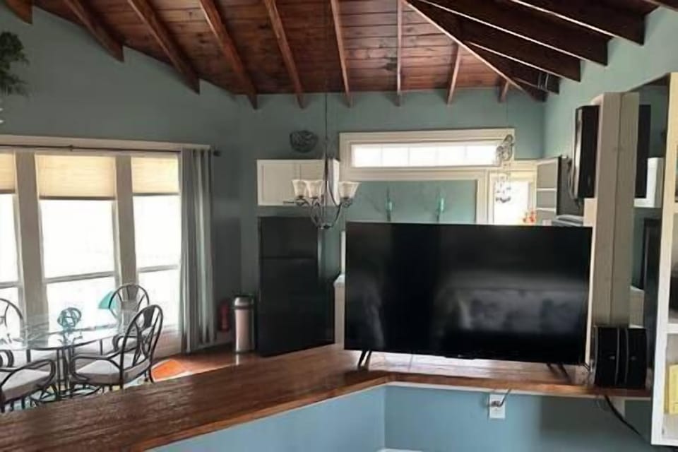 E316910c 3885 4c18 b3cb 43cfe8550674