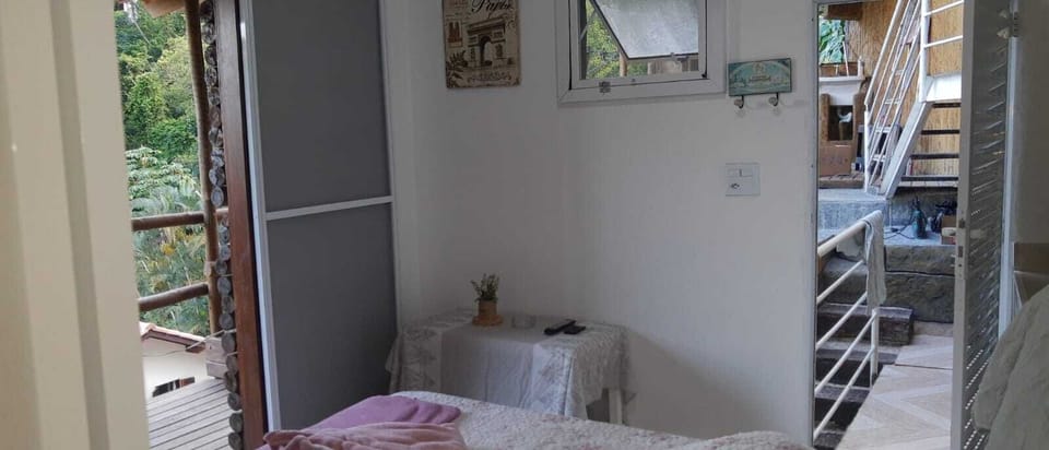Suíte: Ventilador de teto, Wi-FI,  SmartTV com Netflix e Prime Vídeo