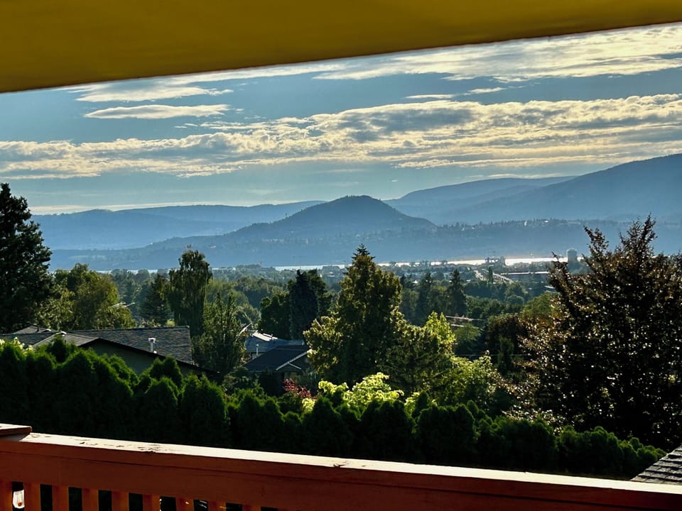 Zoomed in view of surrounding from deck