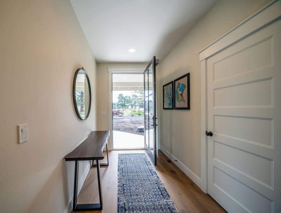 A stylish entry welcomes you to your relaxing getaway. Unpack and unwind in comfort! 