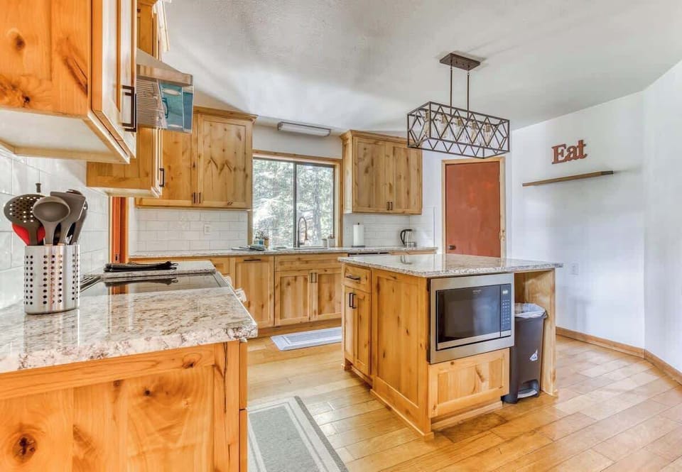 Whip up delicious meals in the fully equipped kitchen with brand new stainless steel appliances! Plus, a walk-in pantry for easy storage.