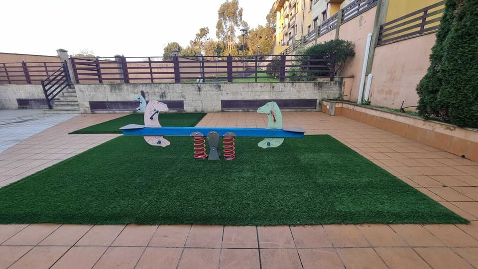 Gran espacio de juegos para niños y mayores totalmente privado