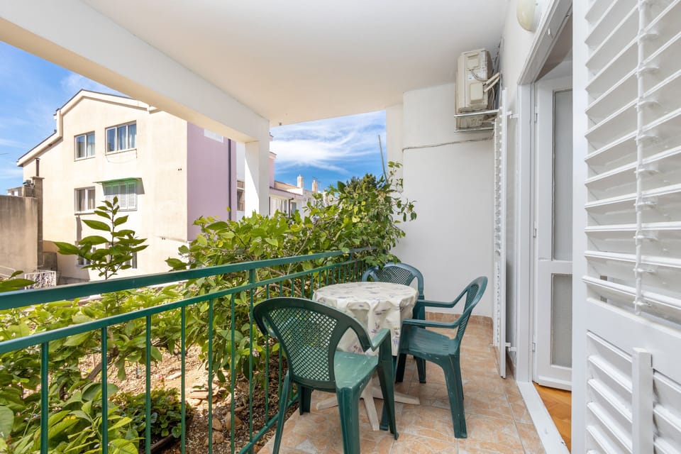 Balcony 1