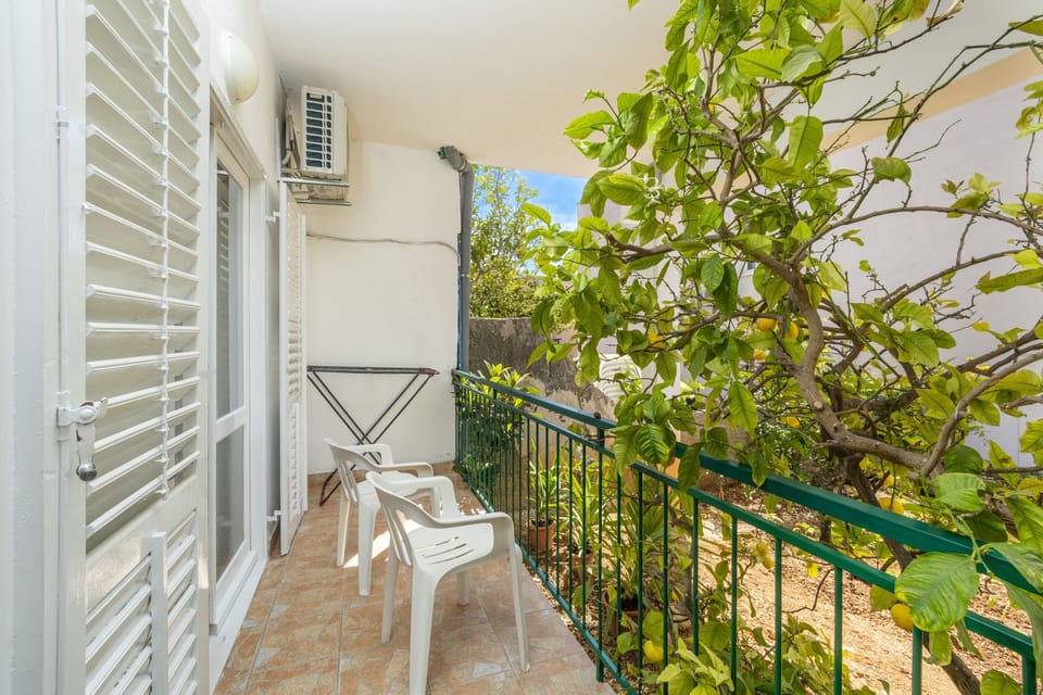 Balcony 2