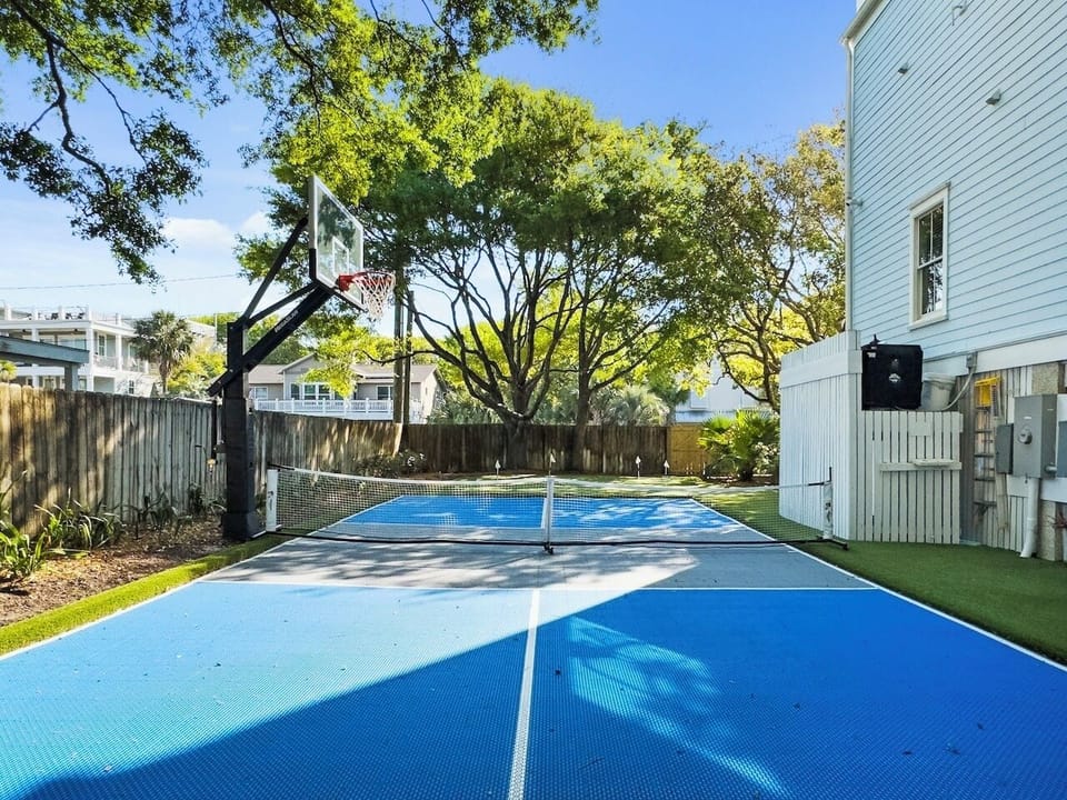 Basketball and Pickleball Court | 3407 Palm Blvd, Isle of Palms, SC | IOP Escapes
