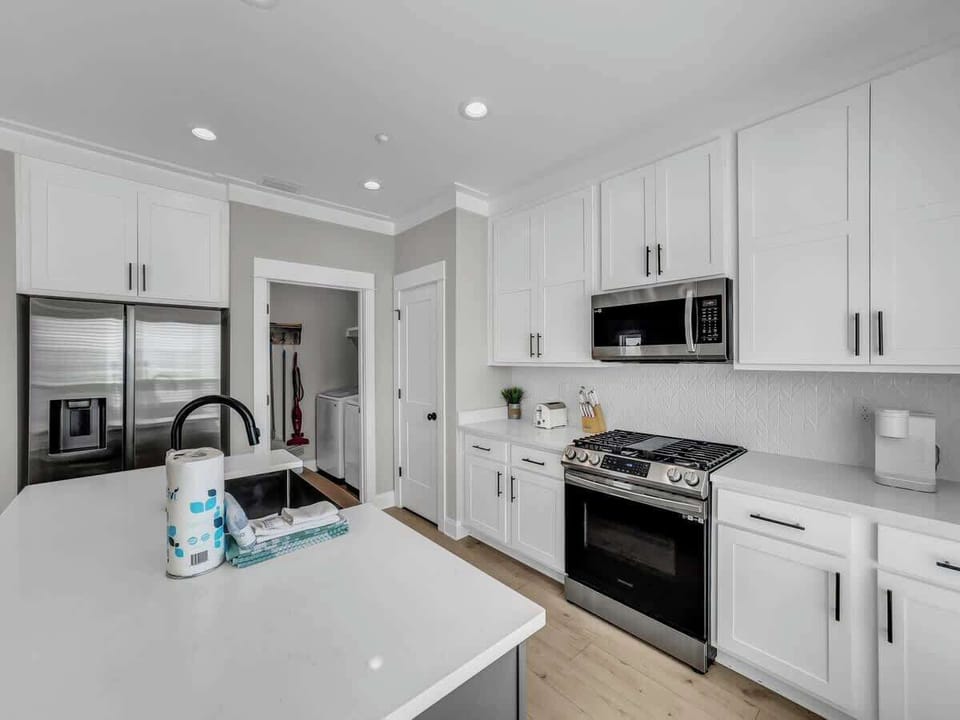 Fully equipped kitchen