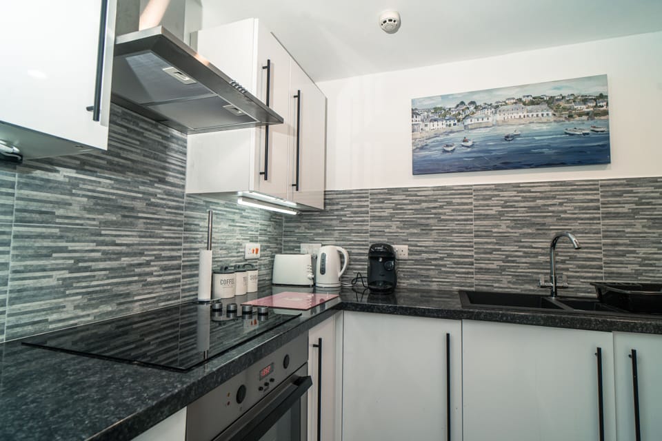 Studio kitchen 